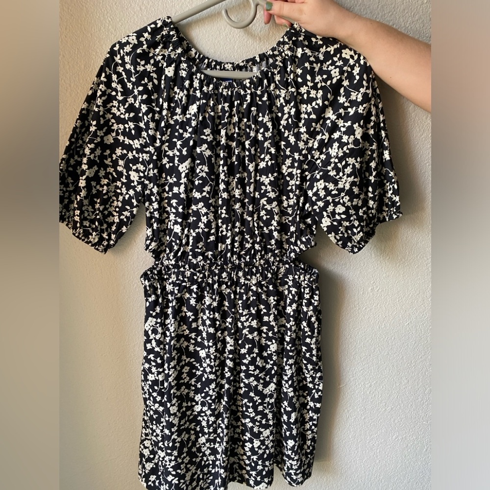 Old Navy Cut Out Dress